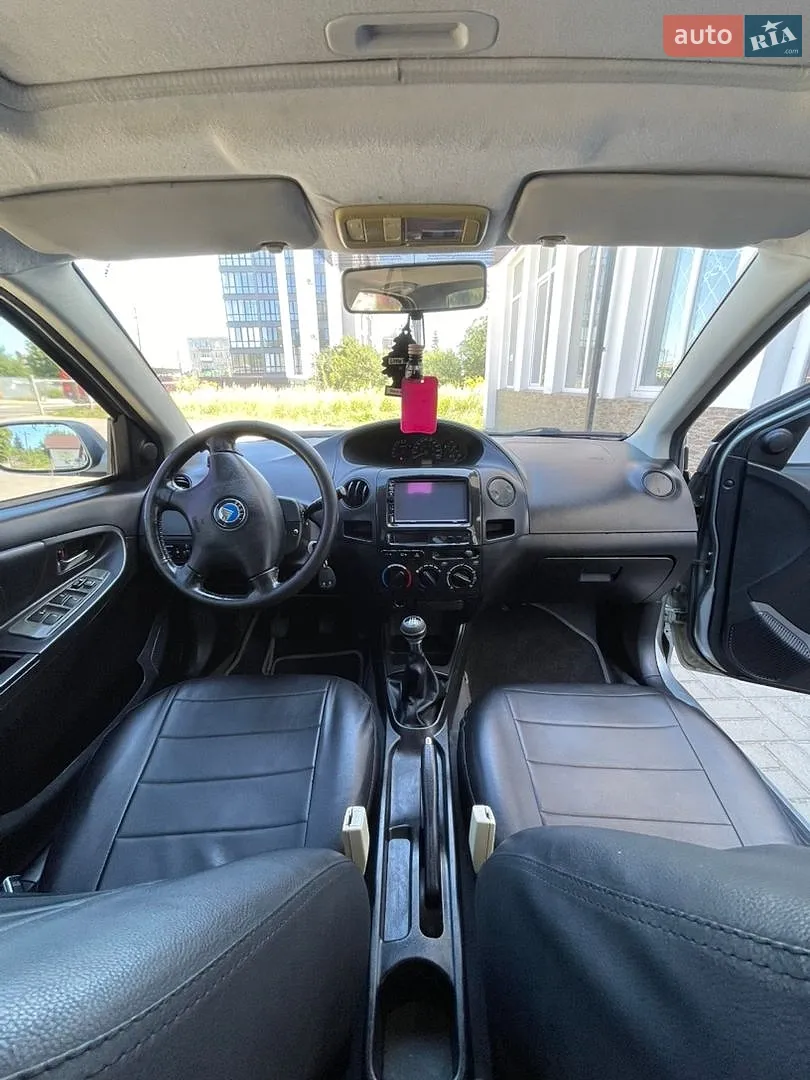 2010 Geely MK - мініатюра 8