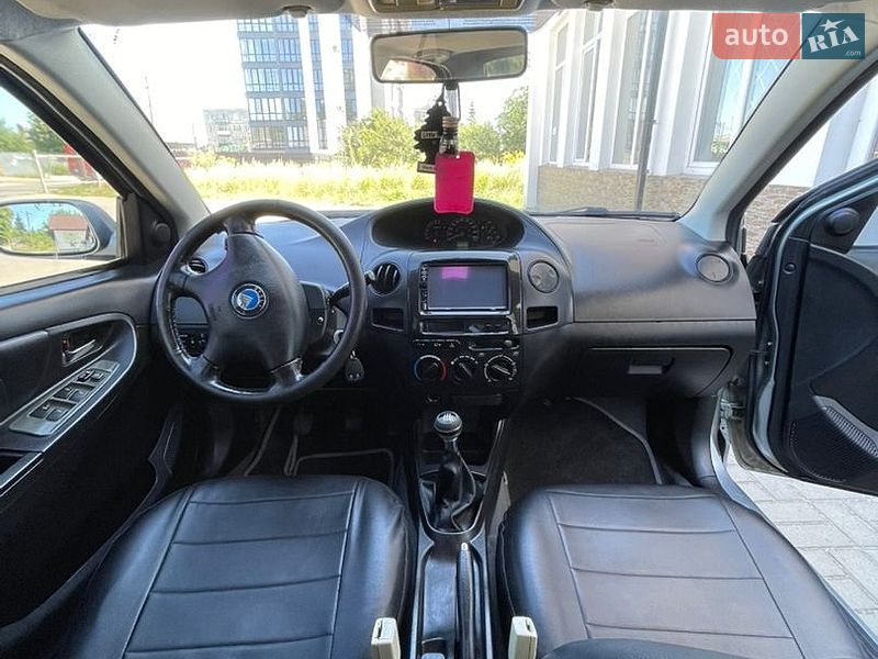 Седан Geely MK 2010 в Новояворівську