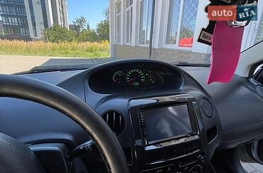 Седан Geely MK 2010 в Новояворівську