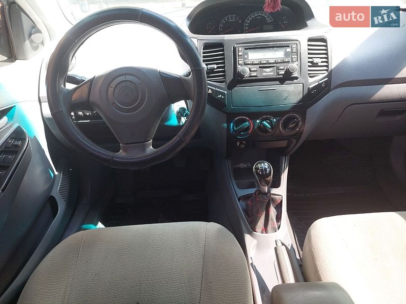 Седан Geely MK 2011 в Кременчуці