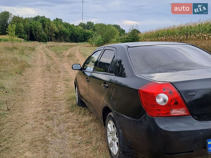 Седан Geely MK 2008 в Ромнах