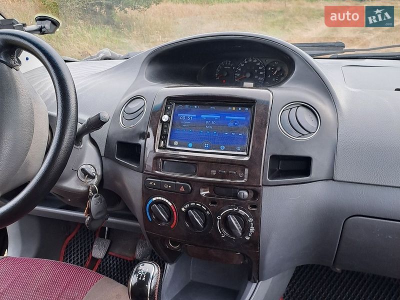 Седан Geely MK 2008 в Ромнах