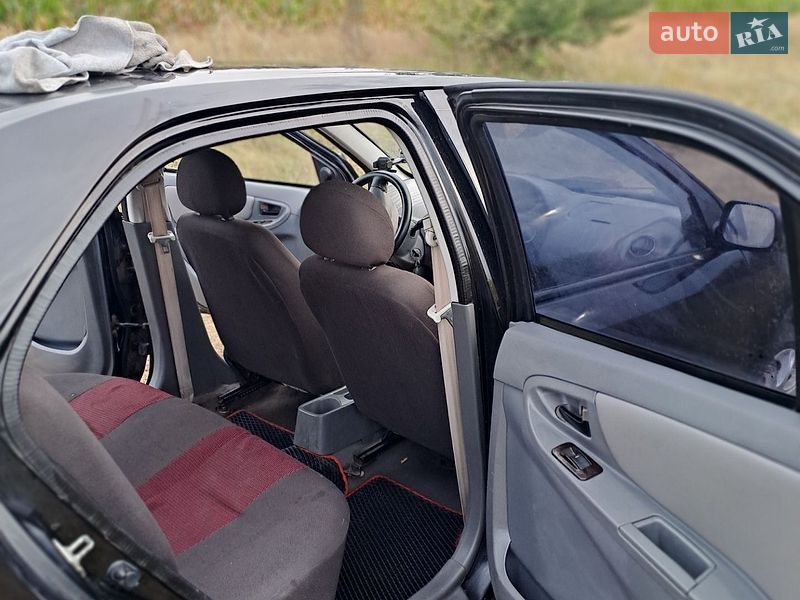 Седан Geely MK 2008 в Ромнах