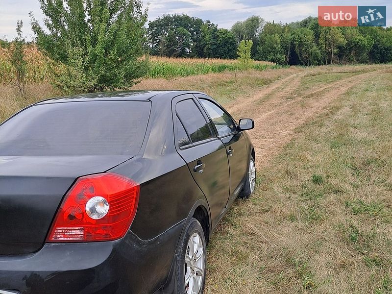 Седан Geely MK 2008 в Ромнах