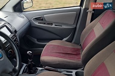 Седан Geely MK 2008 в Ромнах