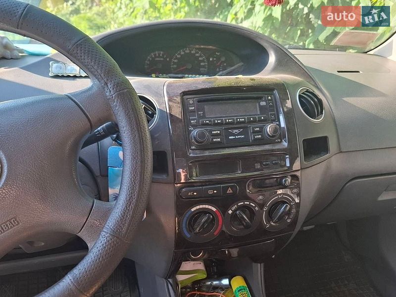Седан Geely MK 2008 в Чернигове