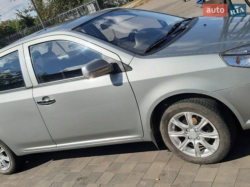 2014 Geely MK, VIN Y7WJL7152E0032093:plate — фото 1 (autoria)