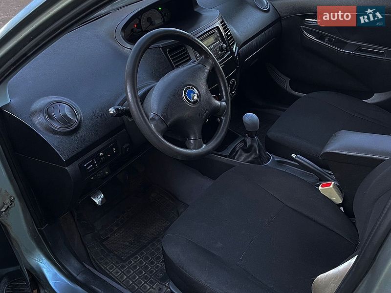 Седан Geely MK 2014 в Чернігові