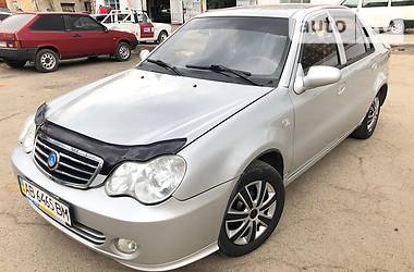 Седан Geely MR 2012 в 