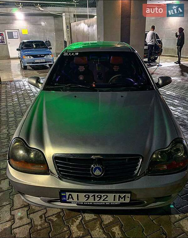 Седан Geely MR 2009 в Рахове