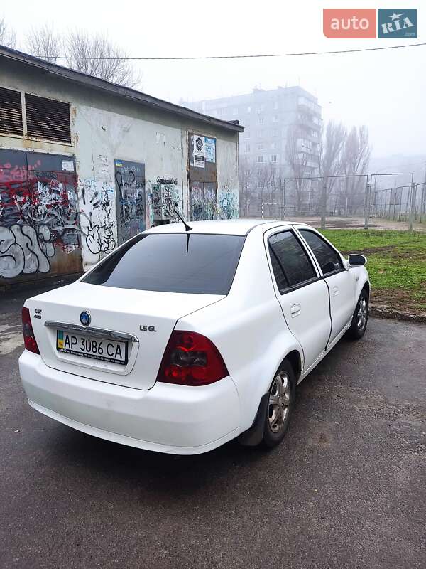 Седан Geely MR 2010 в Запорожье