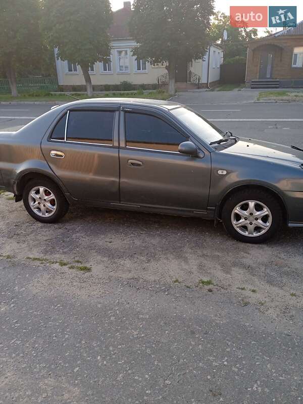 Седан Geely MR 2011 в Малині