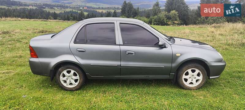 Седан Geely MR 2007 в Турке