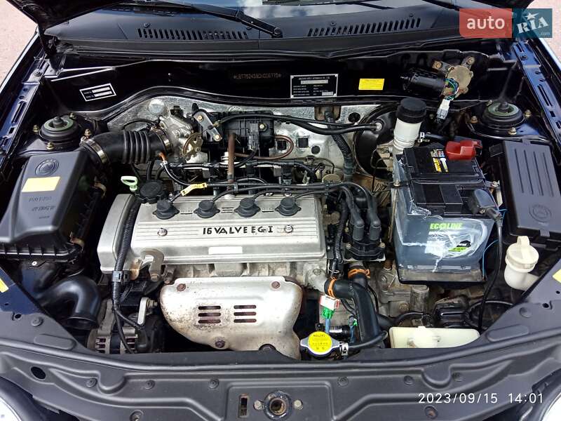 Седан Geely MR 2013 в Львове