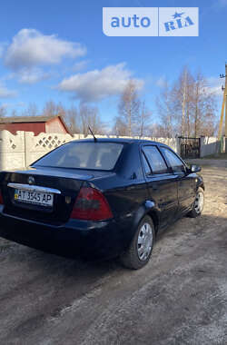 Хэтчбек Geely MR 2008 в 