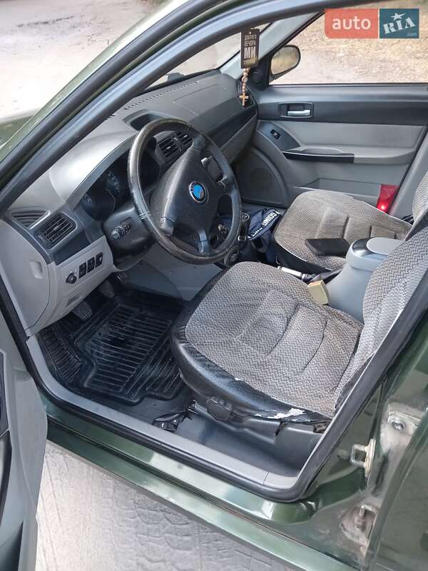 Хэтчбек Geely MR 2007 в Кропивницком