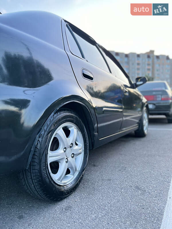 Седан Geely MR 2010 в Чернигове