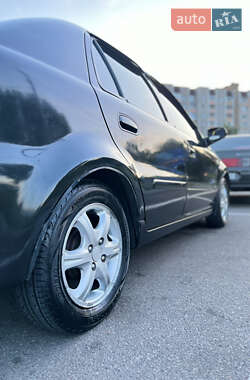Седан Geely MR 2010 в 