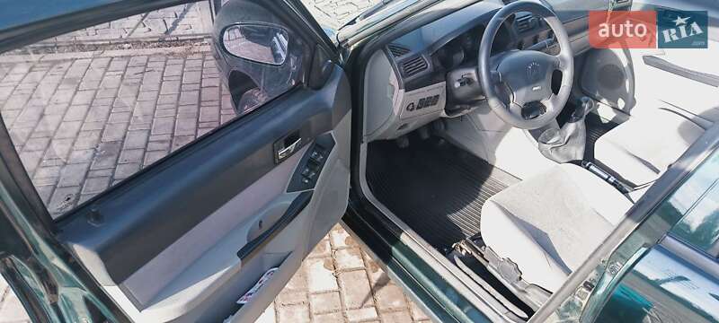Хэтчбек Geely MR 2008 в Херсоне