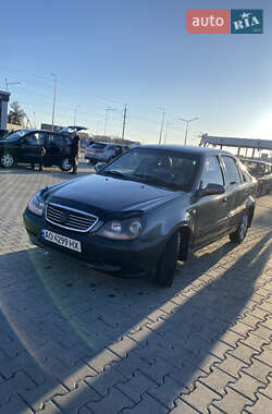 Хетчбек Geely MR 2007 в 