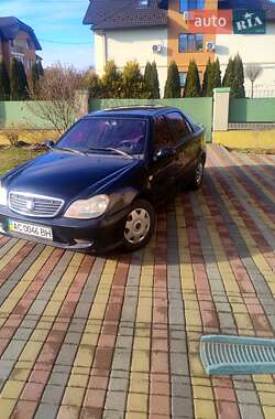 Хэтчбек Geely MR 2007 в 