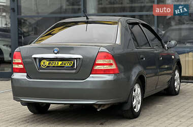 Хэтчбек Geely MR 2011 в 
