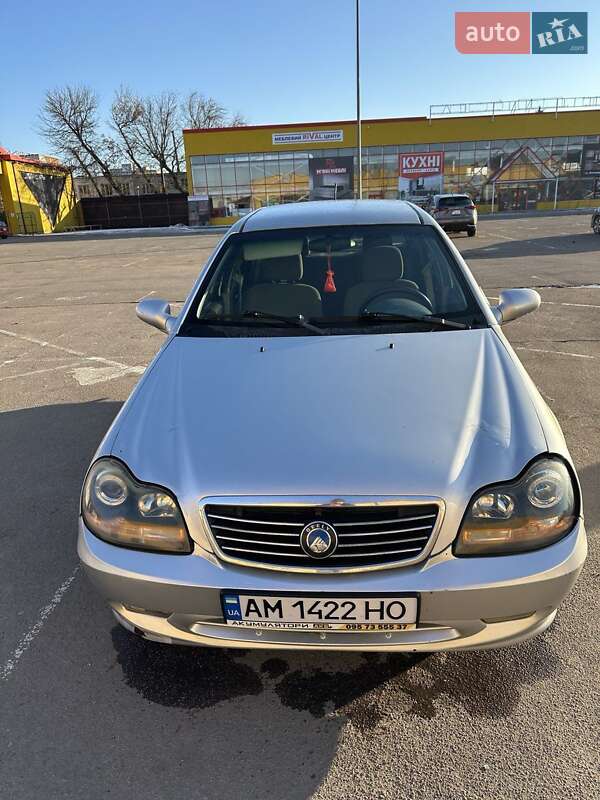 Хэтчбек Geely MR 2008 в 