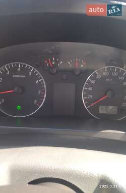 Седан Geely MR 2010 в 