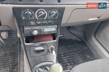Хэтчбек Geely MR 2007 в 
