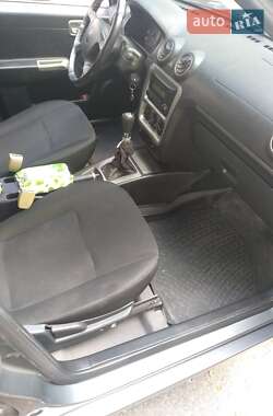 Седан Geely MR 2012 в 