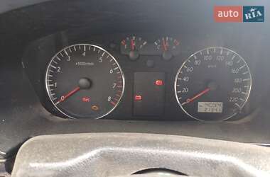 Седан Geely MR 2012 в 