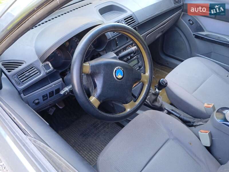 Хэтчбек Geely MR 2007 в Трускавце фото 13 Хэтчбек Geely MR 2007 в Трускавце