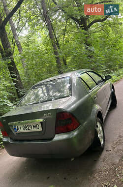 Хэтчбек Geely MR 2012 в 