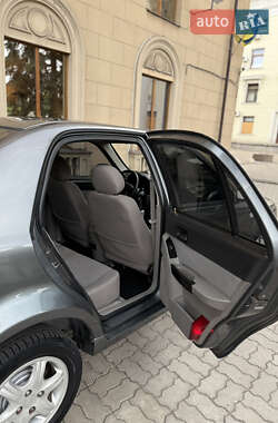 Хетчбек Geely MR 2007 в 