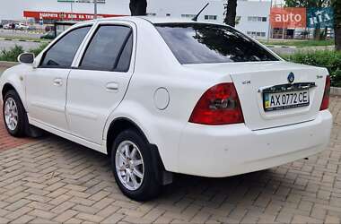 Хэтчбек Geely MR 2009 в 