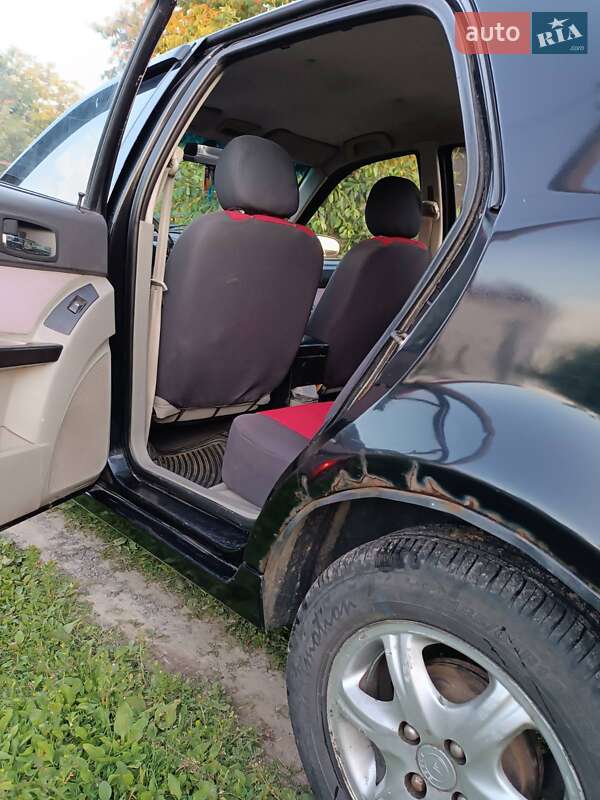 Хэтчбек Geely MR 2007 в Млинове