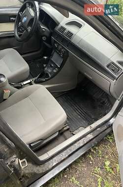 Хетчбек Geely MR 2008 в 