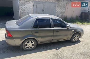 Хетчбек Geely MR 2007 в 