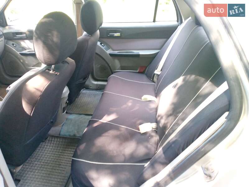 Хэтчбек Geely MR 2008 в Великом Березном фото 6 Хэтчбек Geely MR 2008 в Великом Березном