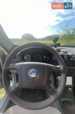 Хэтчбек Geely MR 2007 в 