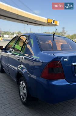Хэтчбек Geely MR 2008 в 