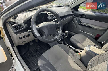 Хэтчбек Geely MR 2008 в 