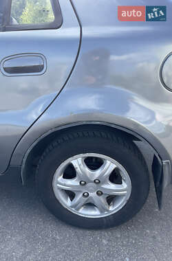 Хэтчбек Geely MR 2010 в 