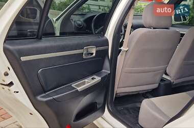 Хетчбек Geely MR 2009 в 