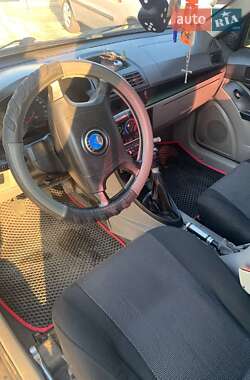Хэтчбек Geely MR 2007 в 