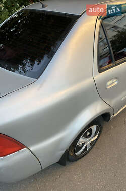 Хэтчбек Geely MR 2008 в 