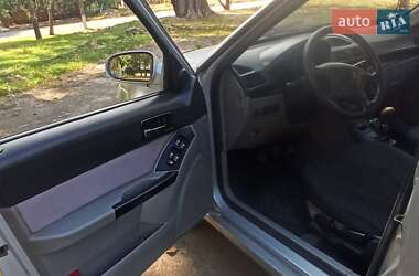 Хэтчбек Geely MR 2008 в 