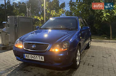 Хэтчбек Geely MR 2008 в 
