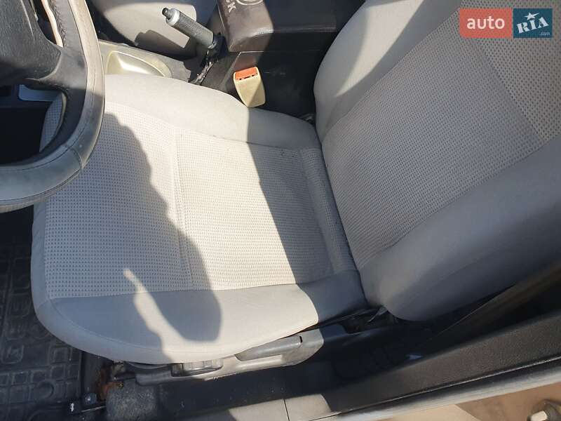 Хетчбек Geely MR 2009 в Києві