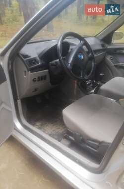 Хетчбек Geely MR 2008 в 
